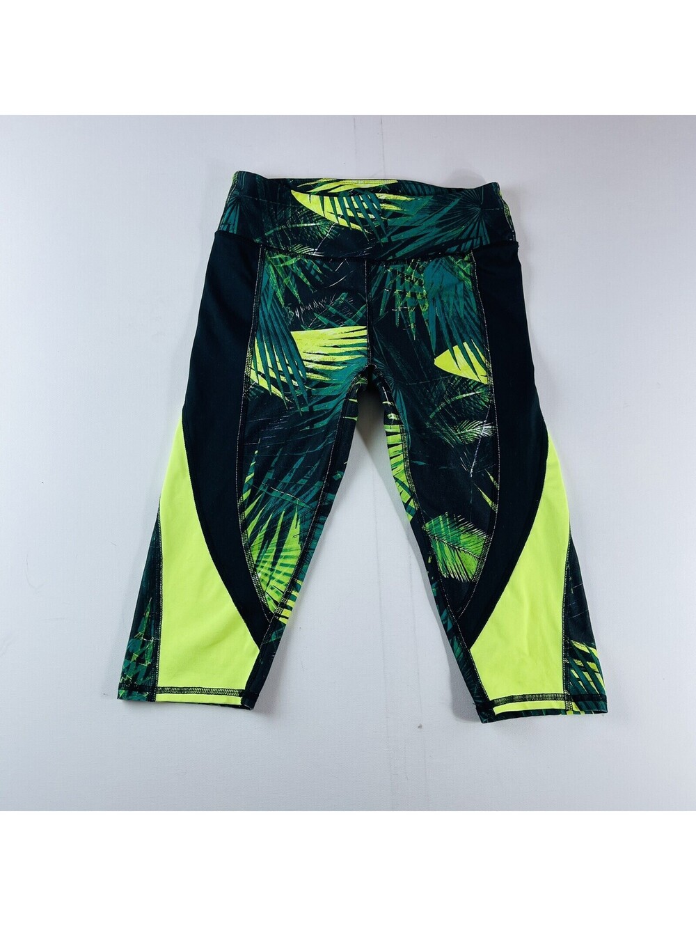 Fabletics Navassa Crop Leggings Green Green Tropical Womens Size XS